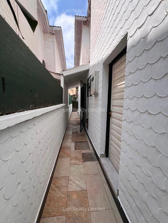 4 Bed Townhouse with En Suite in Kileleshwa - 9