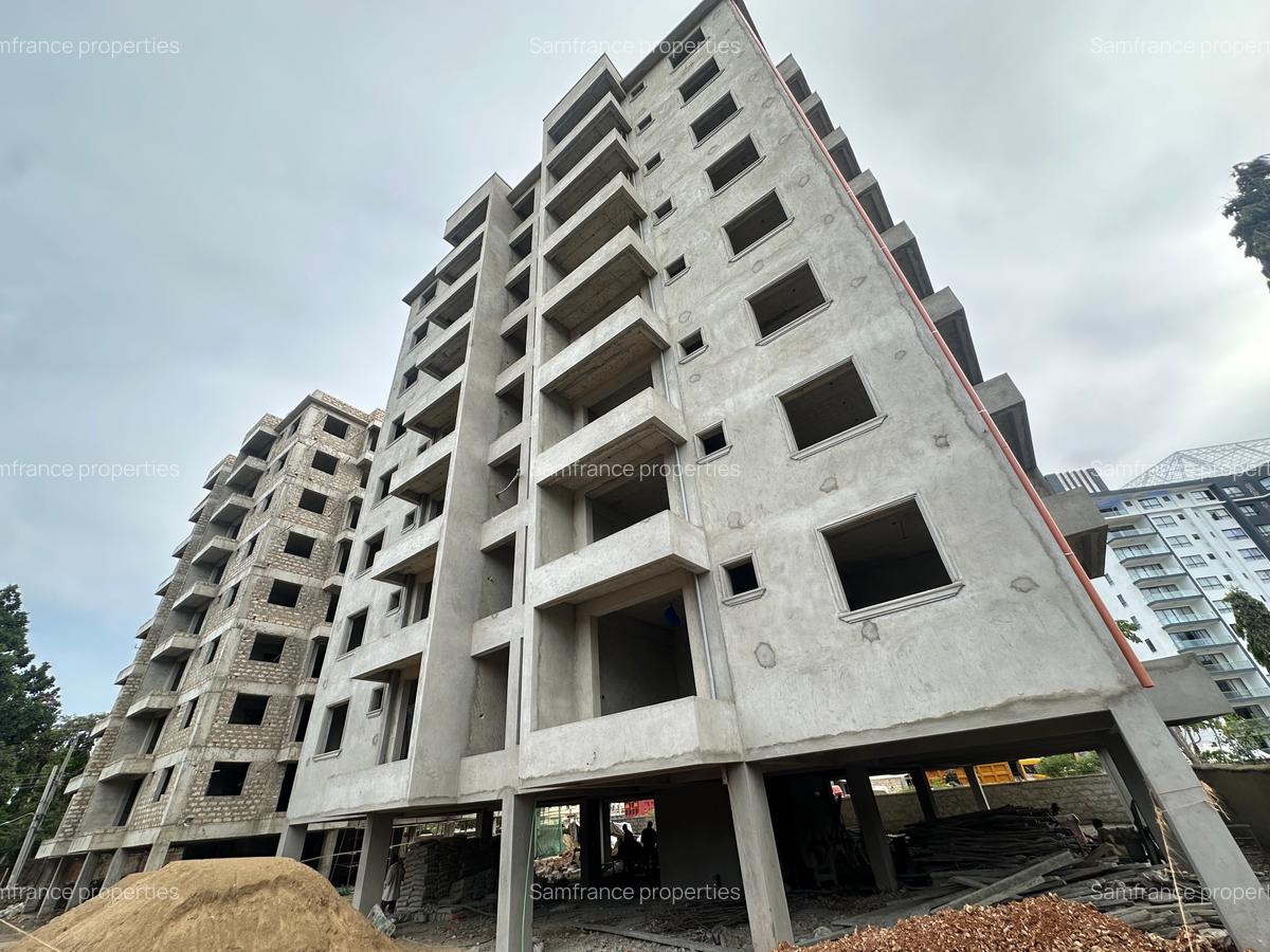 Serviced 3 Bed Apartment with Swimming Pool at Moyne Drive - 7