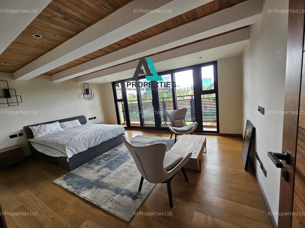 4 Bed Townhouse with En Suite in Lavington - 10