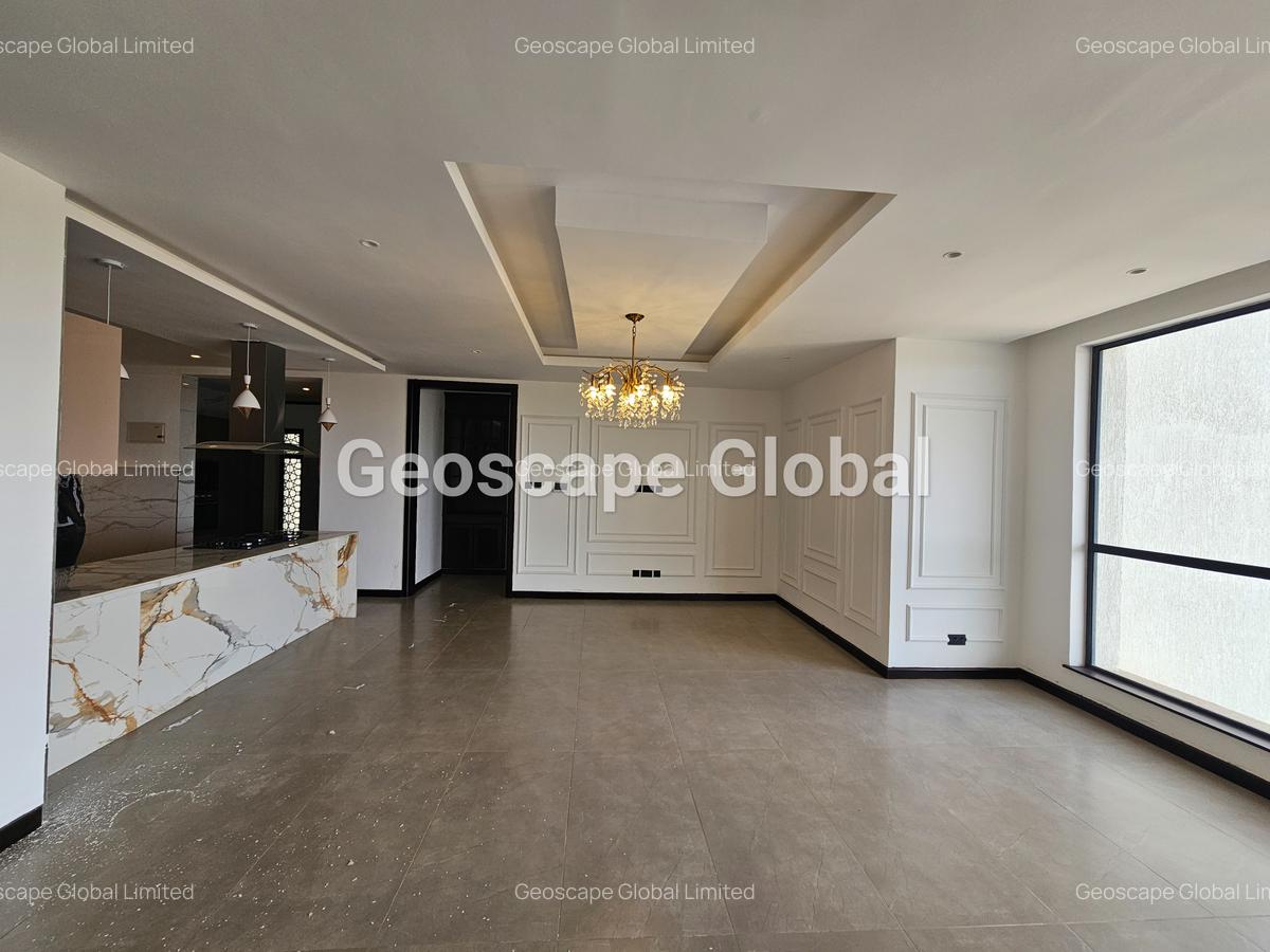 3 Bed Apartment with En Suite in Riverside - 14
