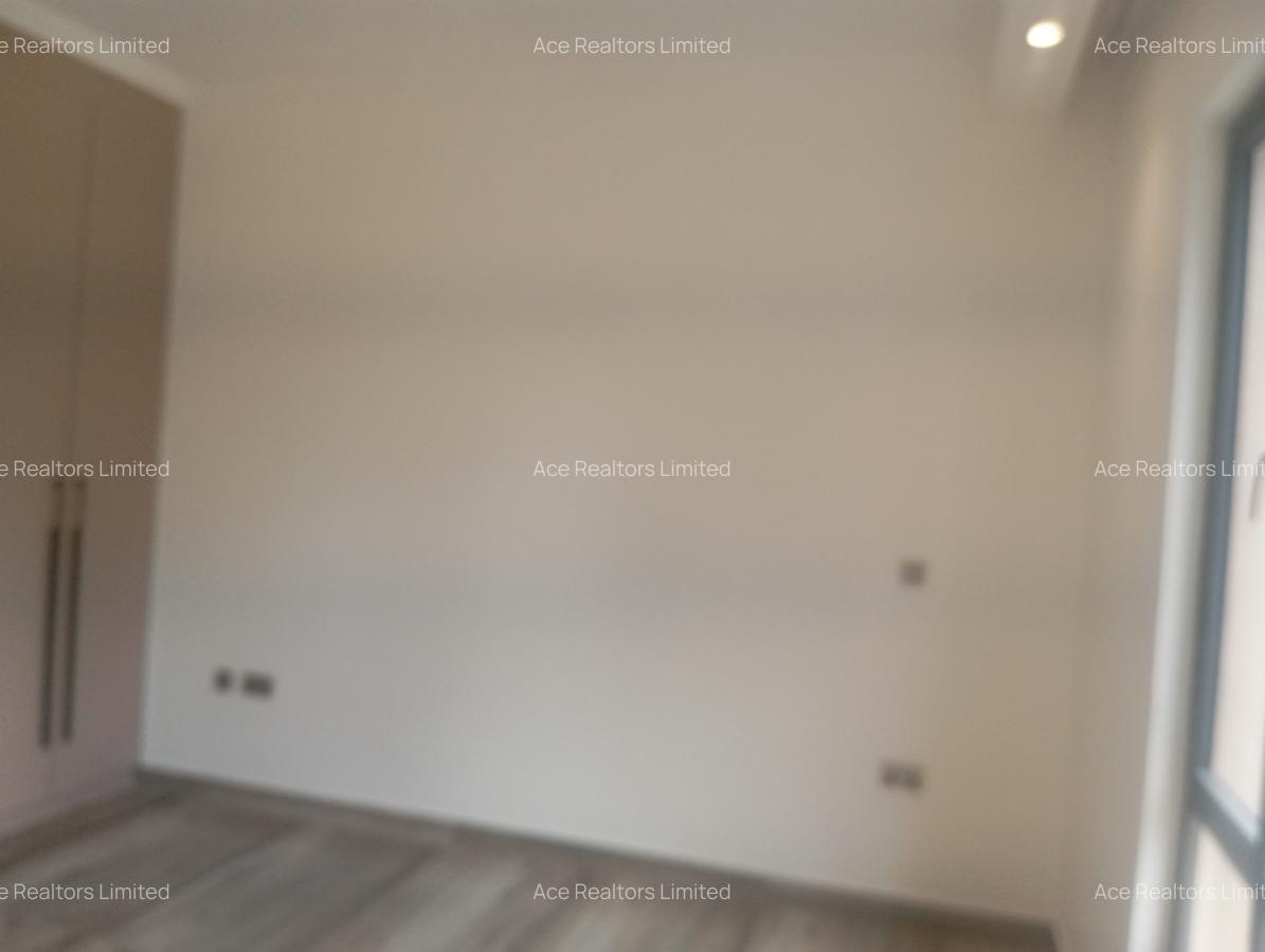 2 Bed Apartment with En Suite at Brookeside Estate - 9