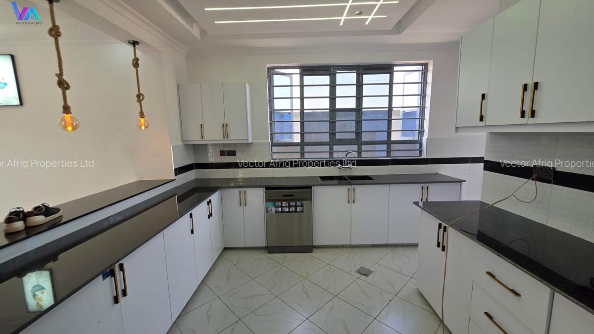 3 Bed House with En Suite in Ruiru - 9