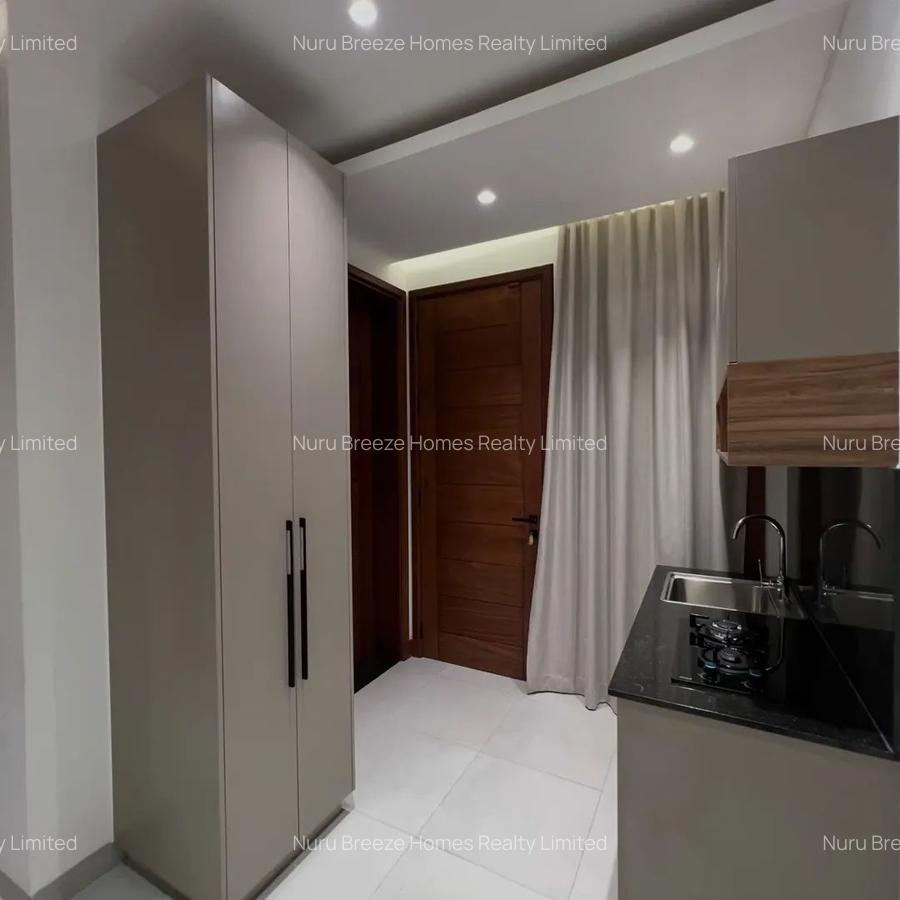 4 Bed Villa with En Suite in Runda - 18