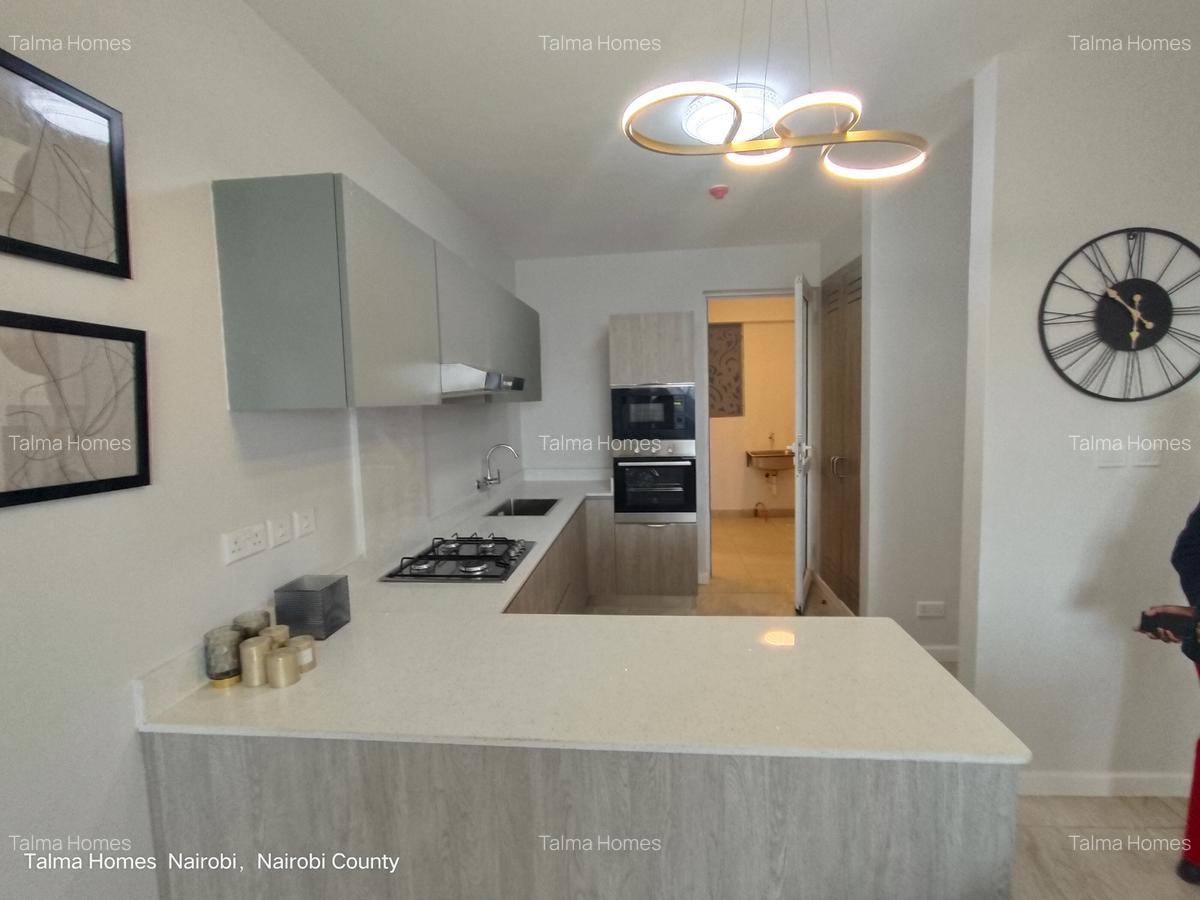3 Bed Apartment with En Suite at Facing Lavington - 18