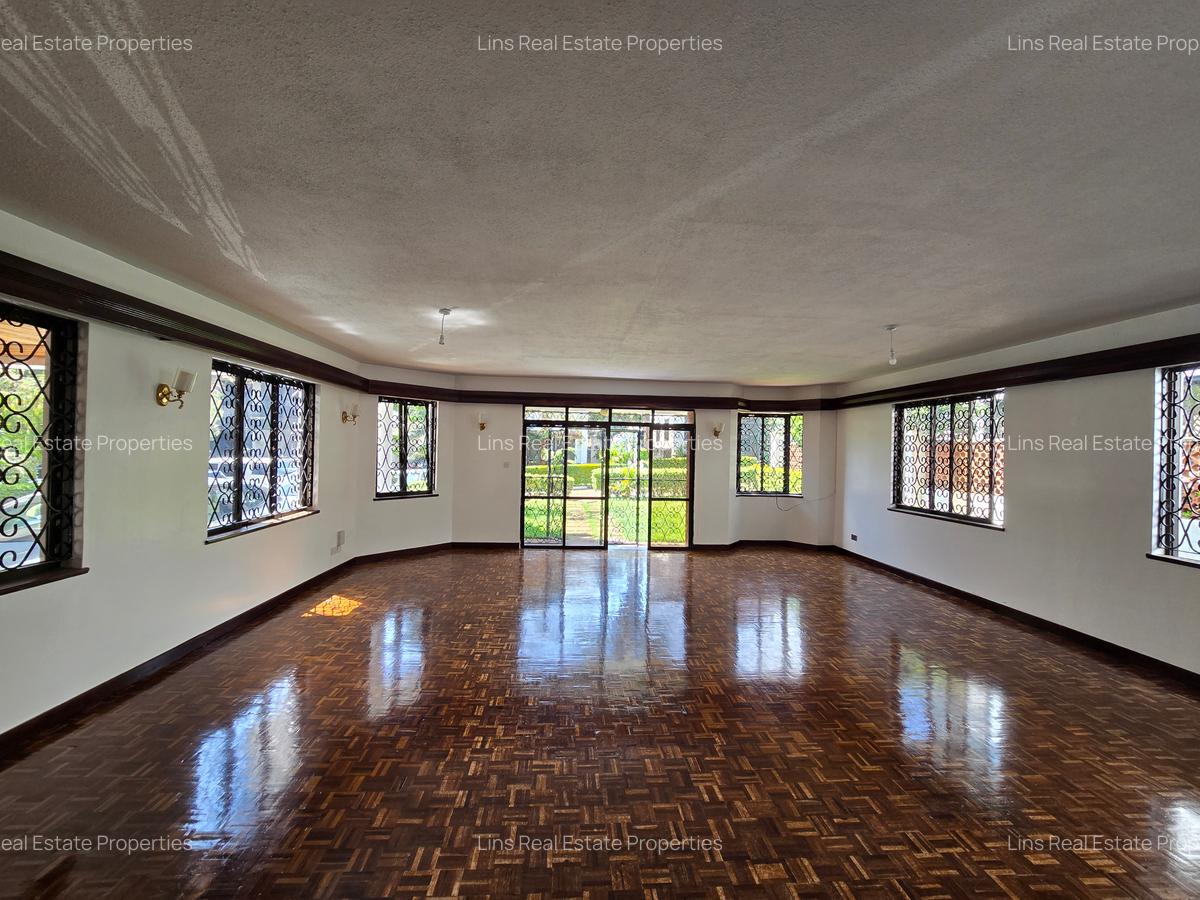 4 Bed Townhouse with En Suite in Kilimani - 6