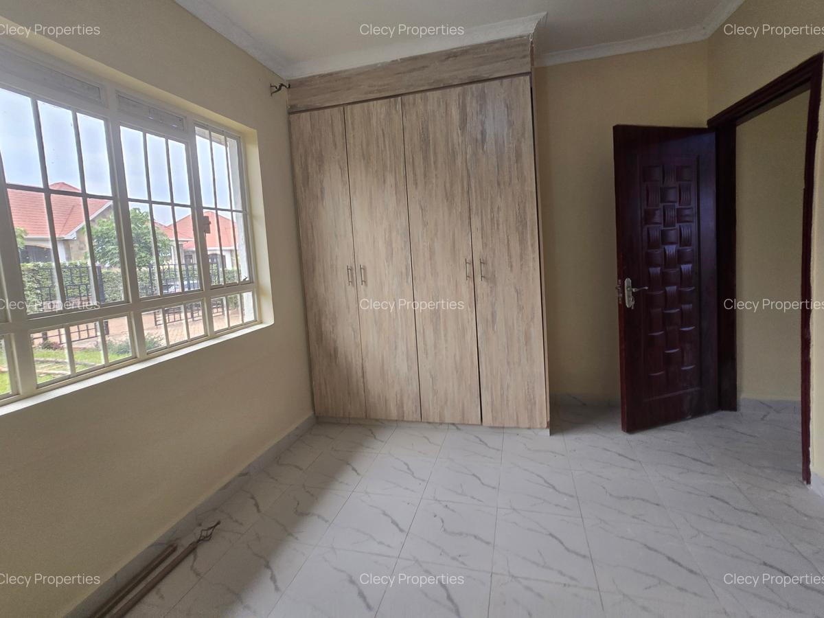 4 Bed House with En Suite at Kenyatta Road - 11