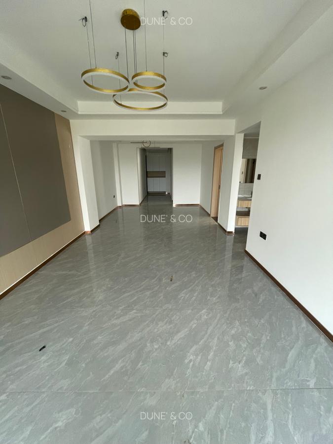 2 Bed Apartment with En Suite in Riverside - 9