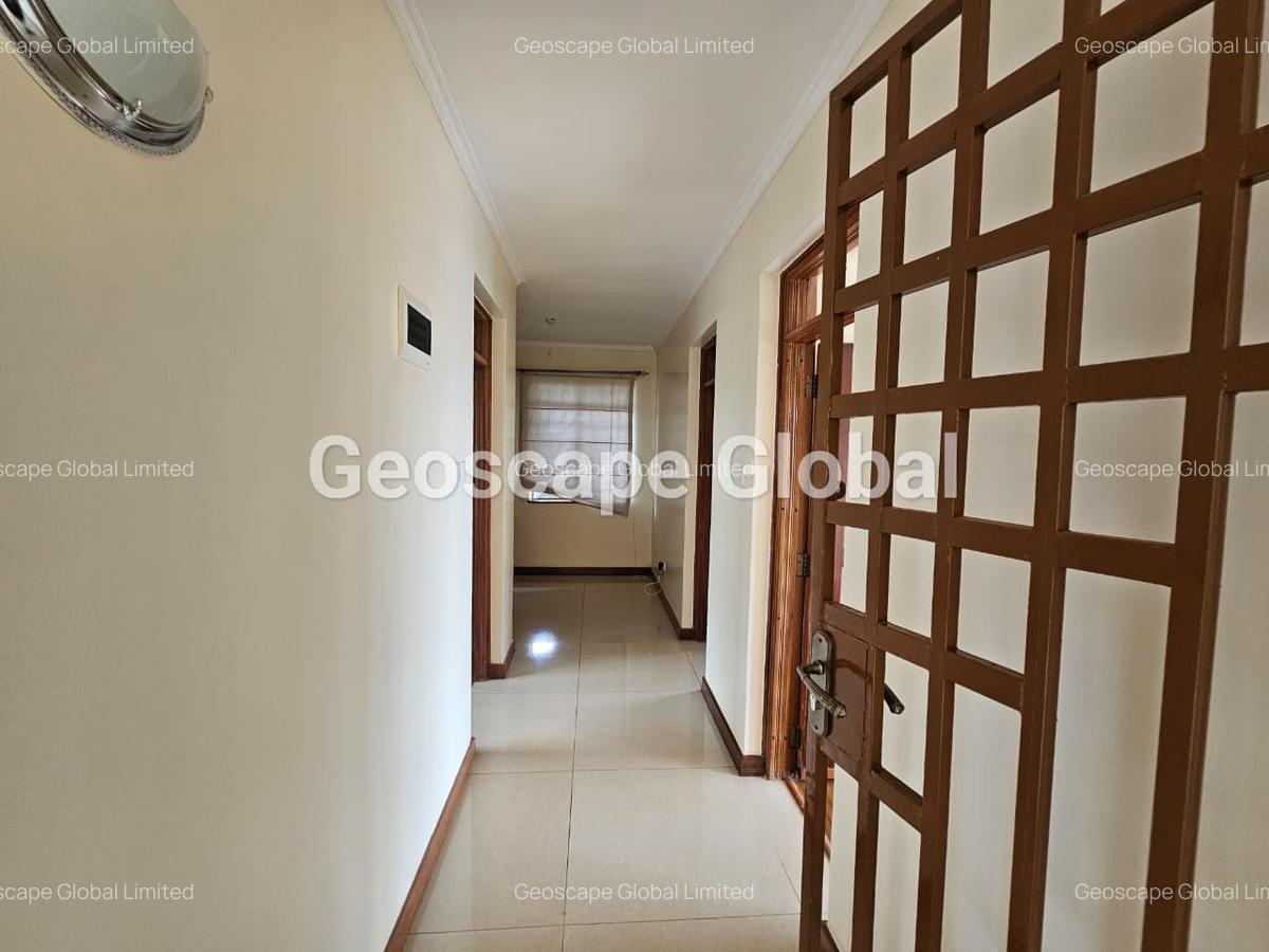 4 Bed Townhouse with En Suite in Runda - 3