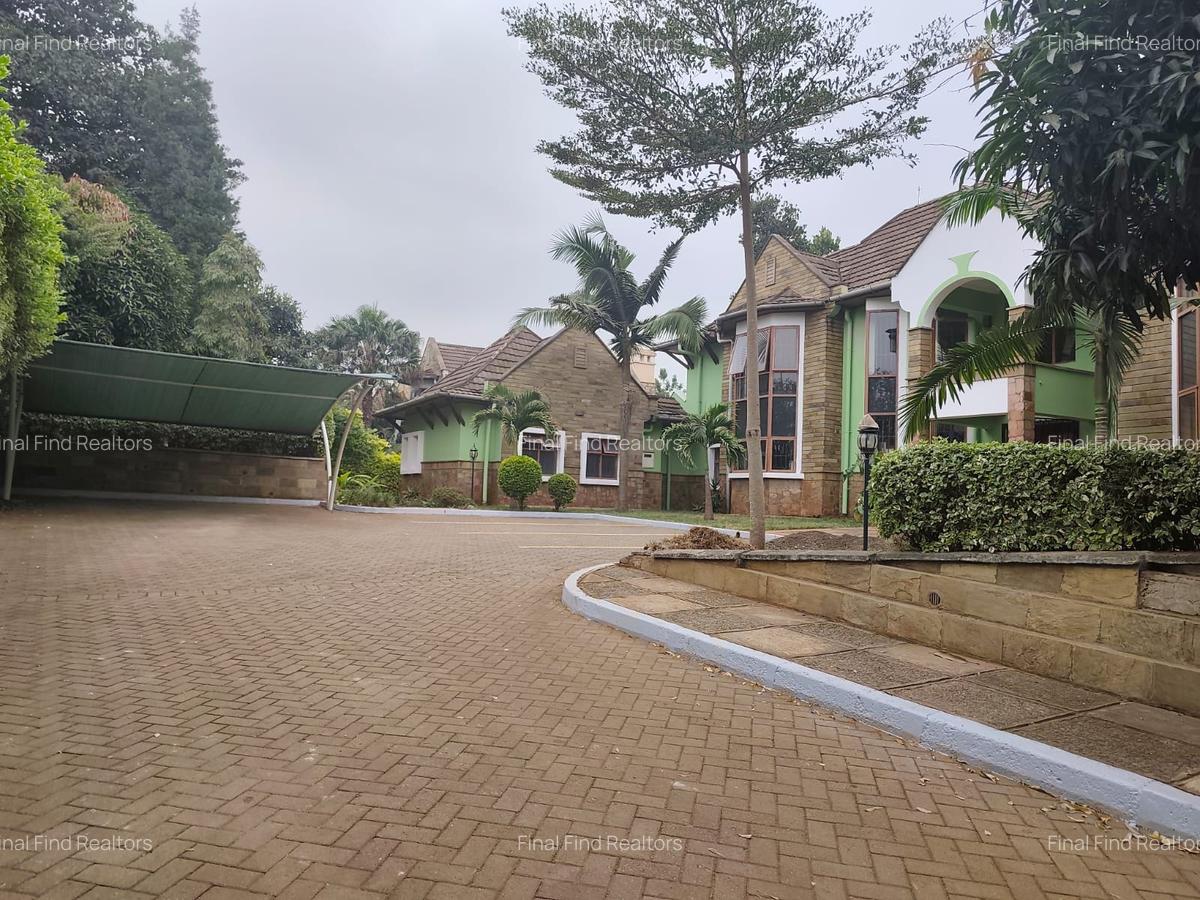 5 Bed Townhouse with En Suite in Runda - 7