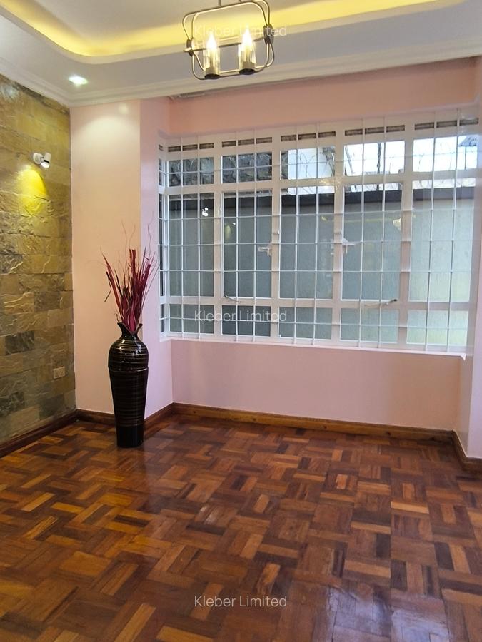 4 Bed Villa with En Suite in Ruiru - 5