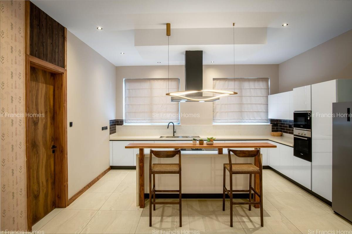 Serviced 4 Bed Apartment with En Suite at Loresho Area - 6