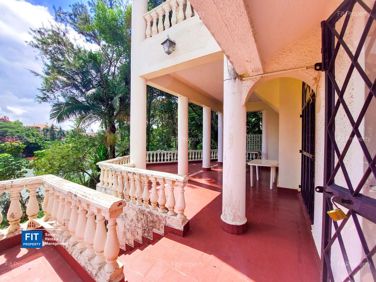 5 Bed House with En Suite at Nairobi - 6