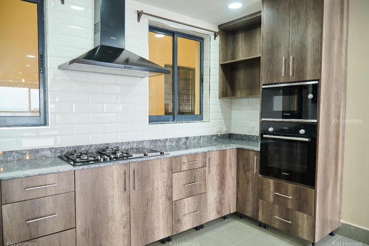 Serviced 4 Bed Apartment with En Suite in Lavington - 14