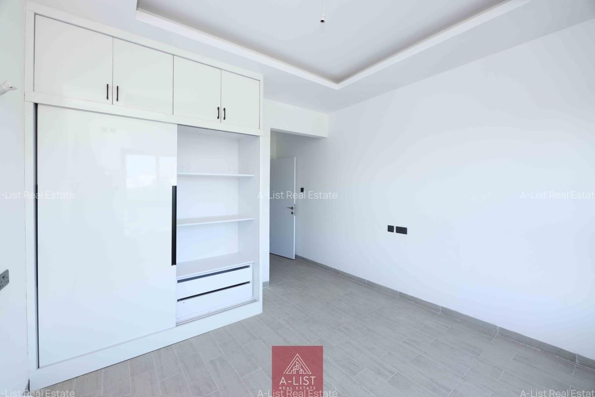 2 Bed Apartment with En Suite at Valley Arcade - 6