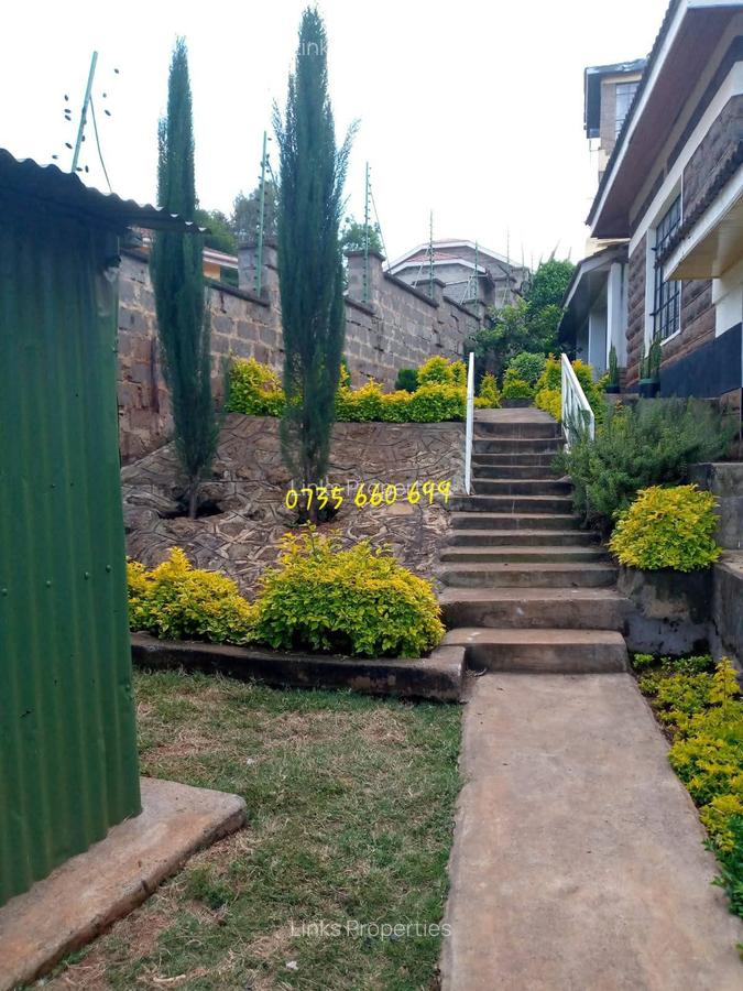4 Bed House with En Suite at Zambia Road - 3