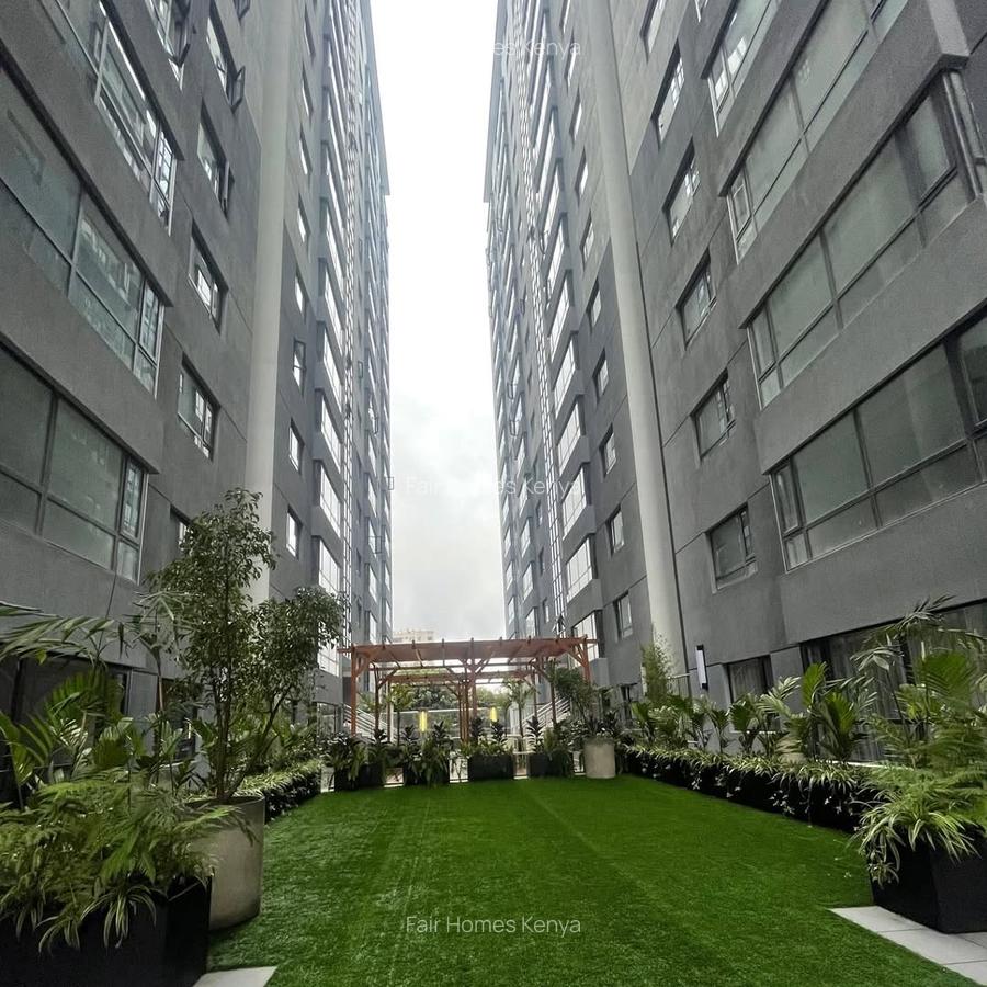 1 Bed Apartment with En Suite at Valley Arcade - 1