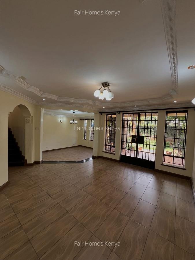5 Bed Townhouse with En Suite at Convent Drive - 7
