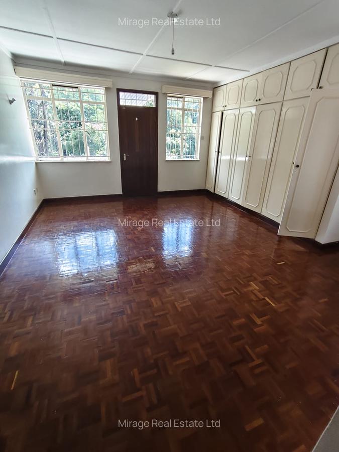 Office with Service Charge Included in Kileleshwa - 2