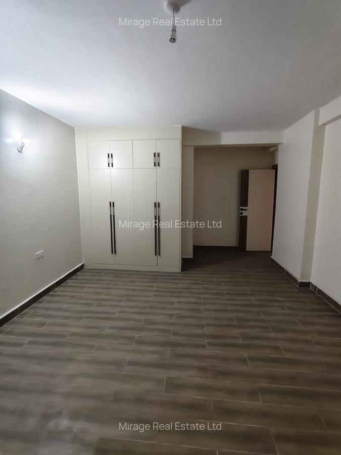 5 Bed Apartment with Staff Quarters in Parklands - 9