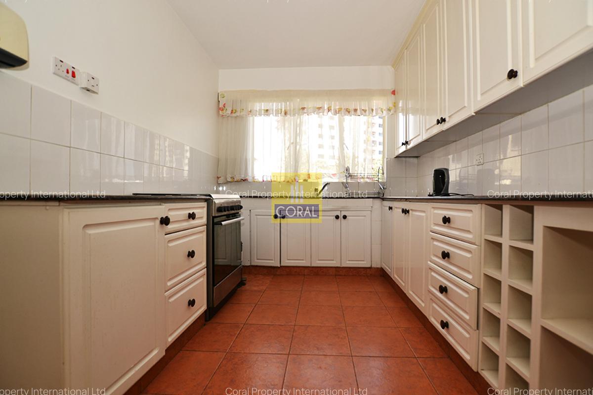 3 Bed Apartment in Kilimani - 8