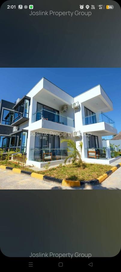 1 Bed Villa with En Suite at Mt Kenya - 1