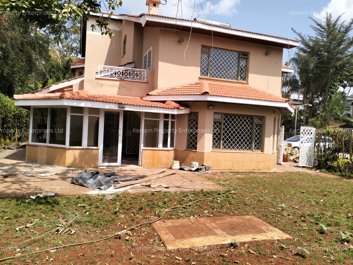 4 Bed Townhouse with En Suite in Lavington - 1