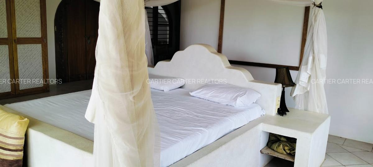 4 Bed House in Watamu - 3