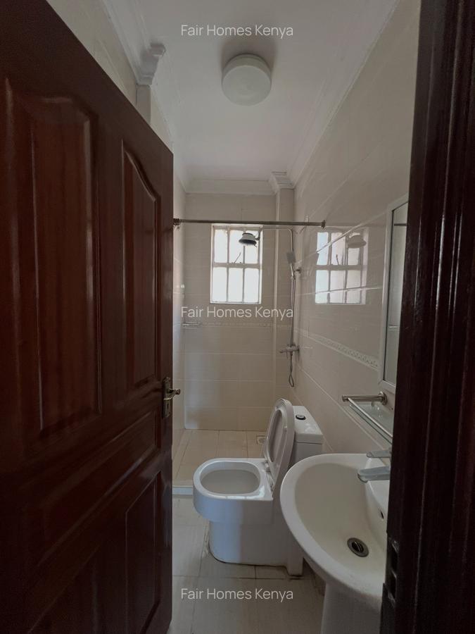 3 Bed Apartment with En Suite at Hatheru Road - 11