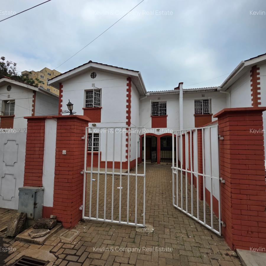 4 Bed Townhouse with En Suite in Lavington - 2