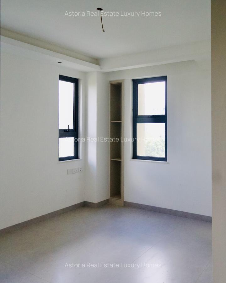 2 Bed Apartment with En Suite at 2026-401 - 16