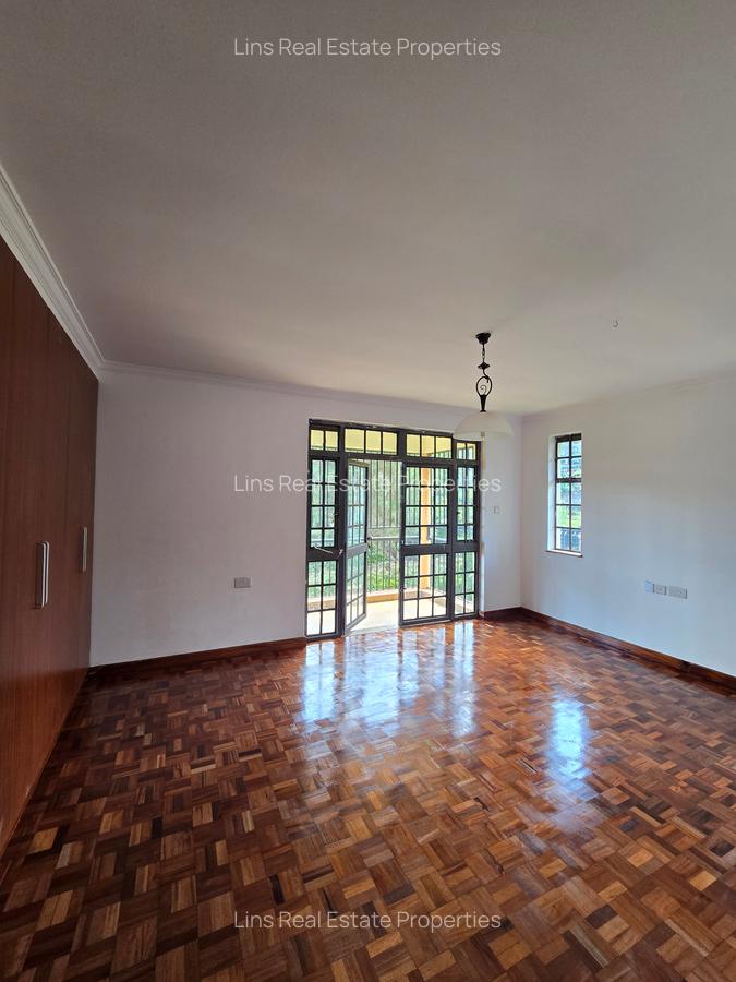 4 Bed Townhouse with En Suite in Loresho - 11