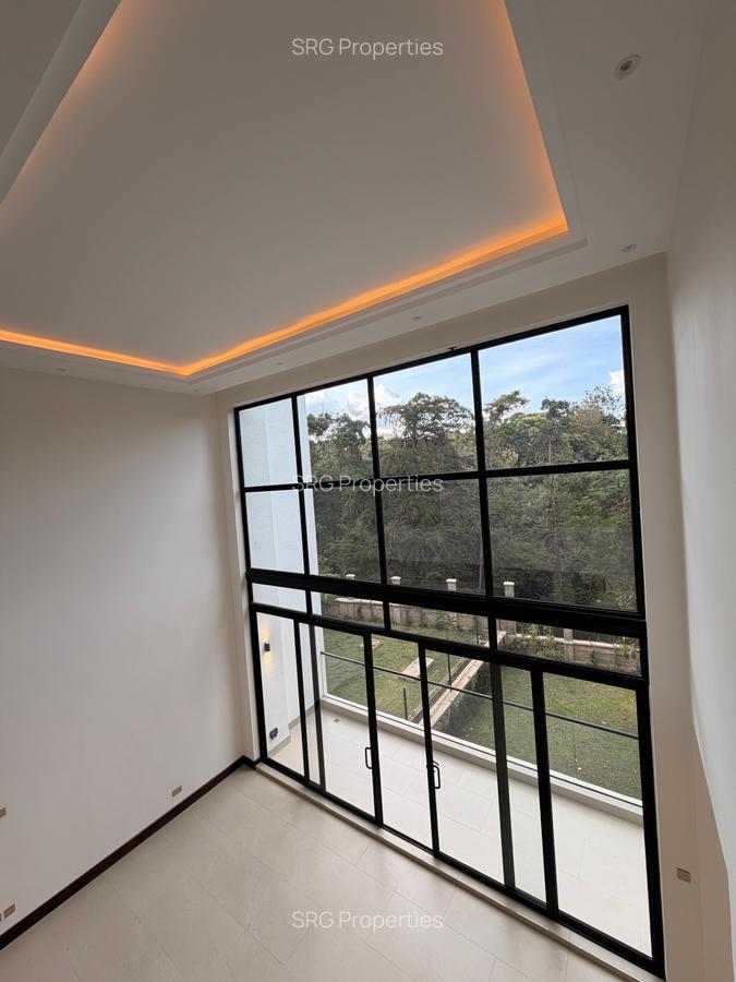 5 Bed Townhouse with En Suite in Kitisuru - 12
