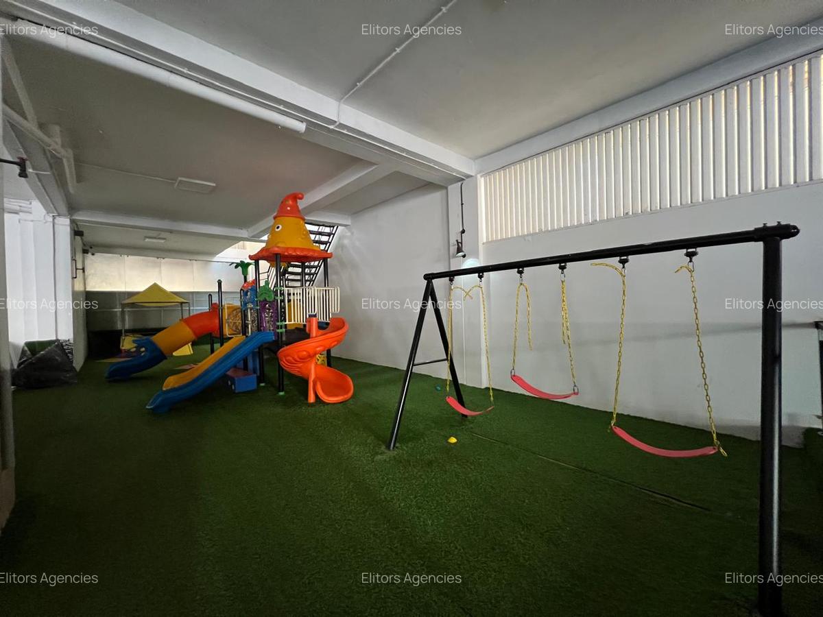 3 Bed Apartment with En Suite in General Mathenge - 18