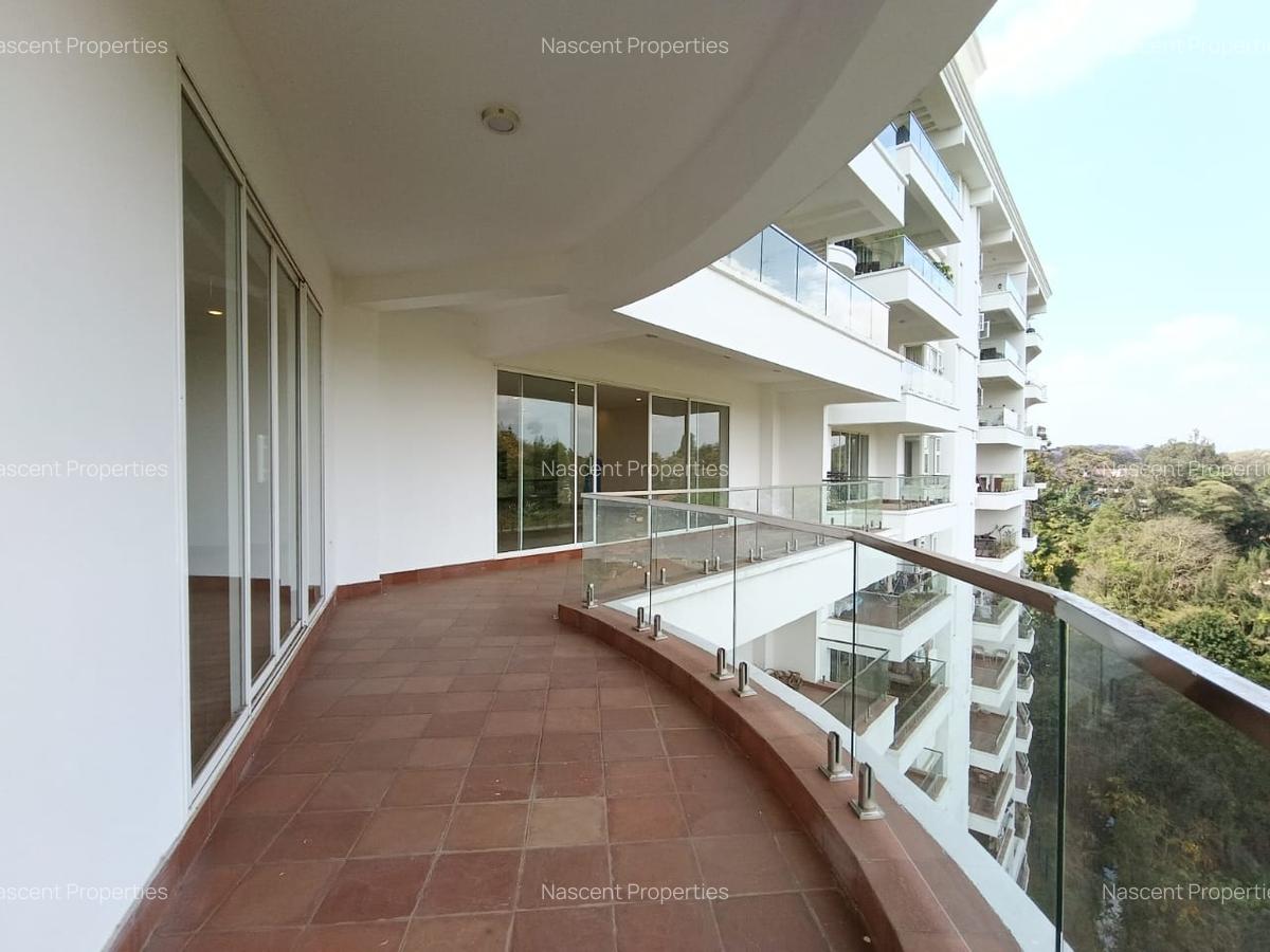 4 Bed Apartment with En Suite in Muthaiga - 11