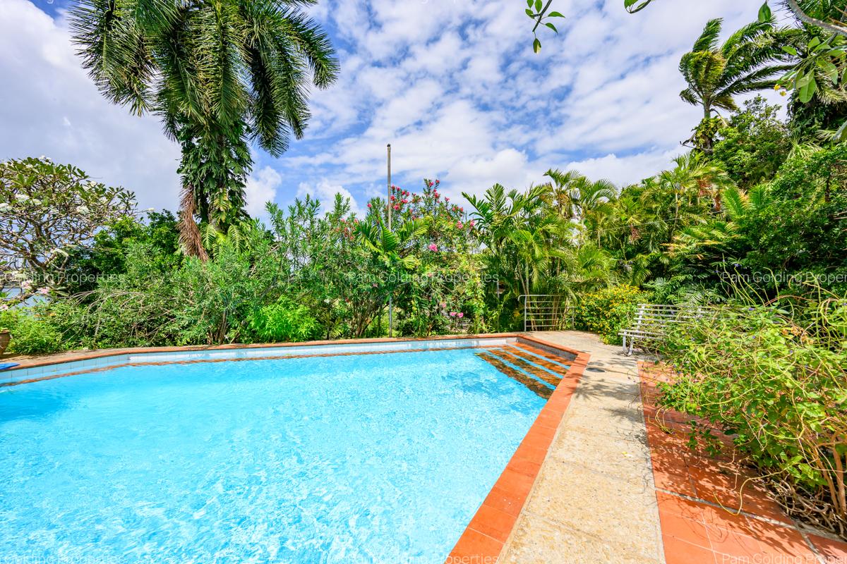 2 Bed House with En Suite at Ras Kisauni - 14