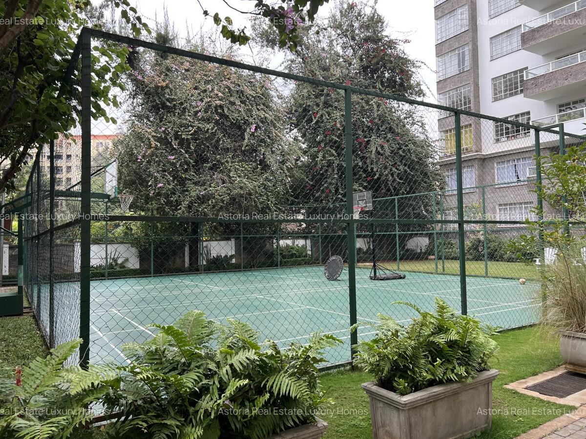 3 Bed Apartment with En Suite at 2026-438 - 18