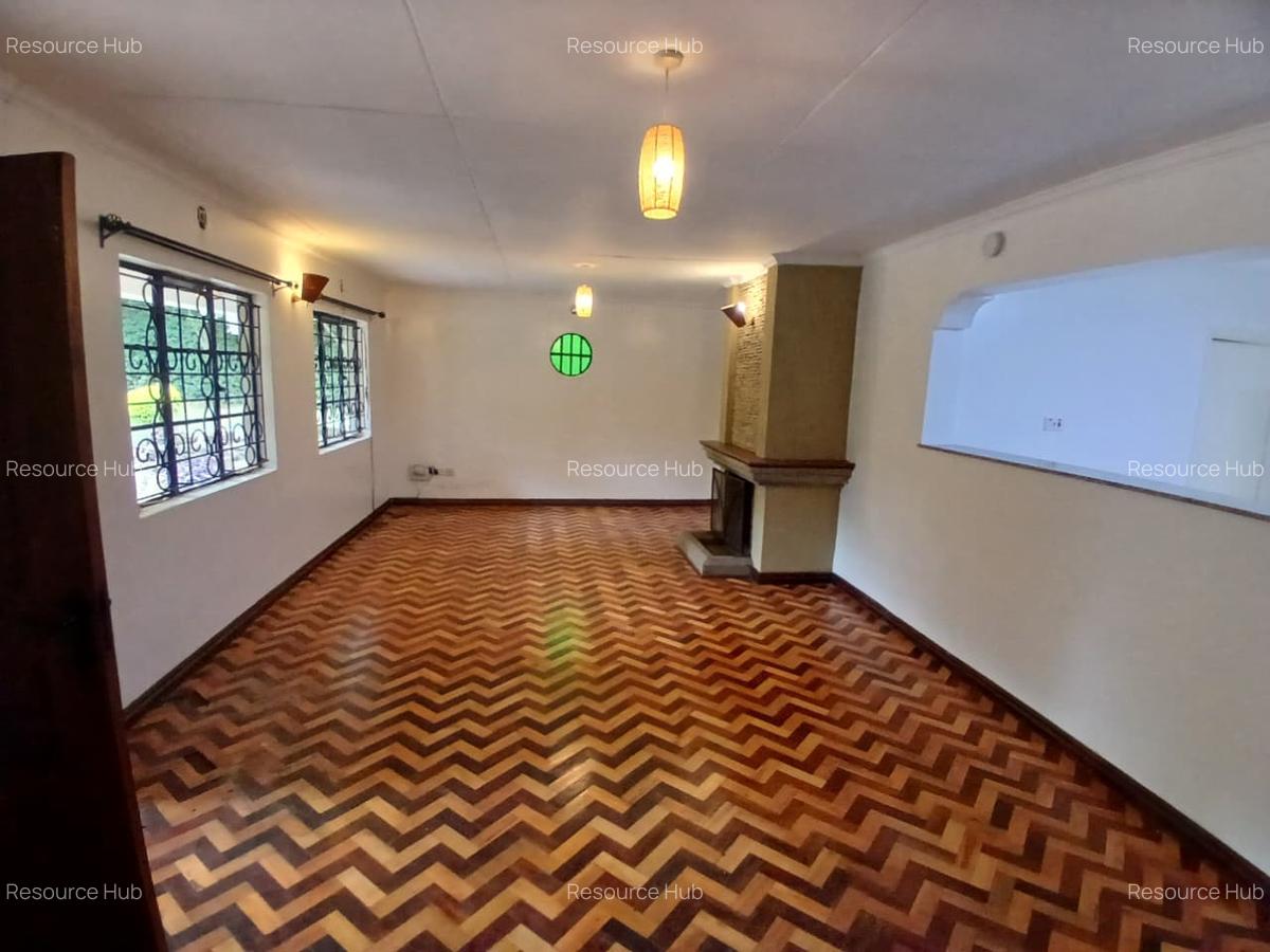 2 Bed House with Garden at Karen - 7