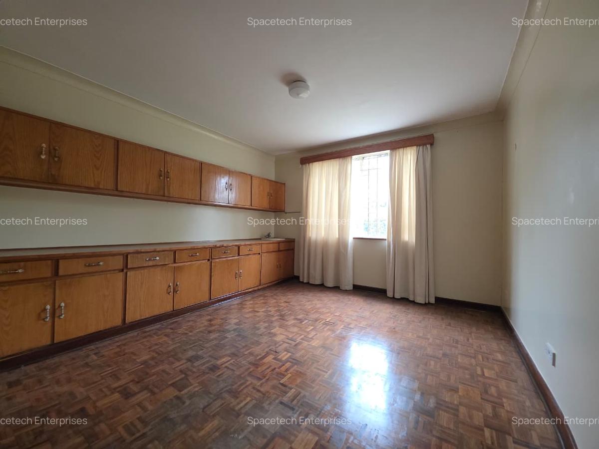 5 Bed House with Staff Quarters in Muthaiga - 6
