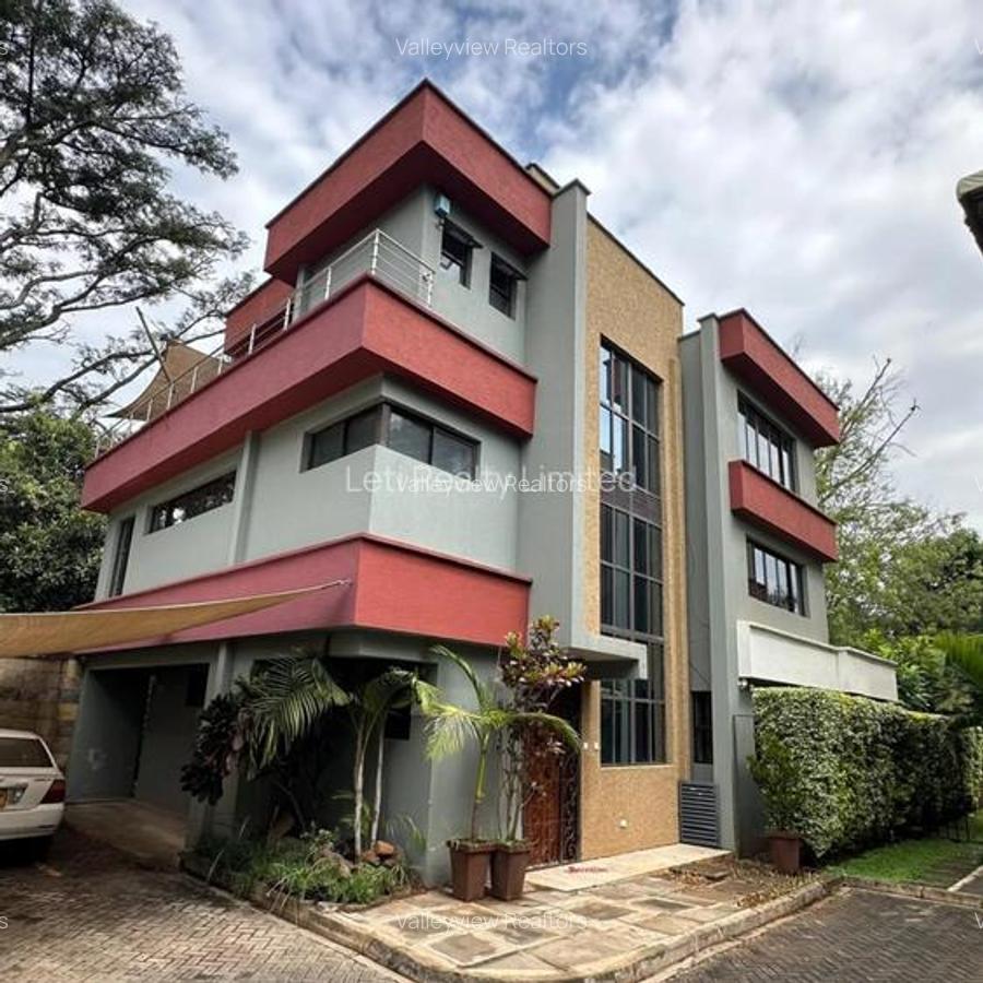 5 Bed Townhouse with En Suite at Lavington - 5