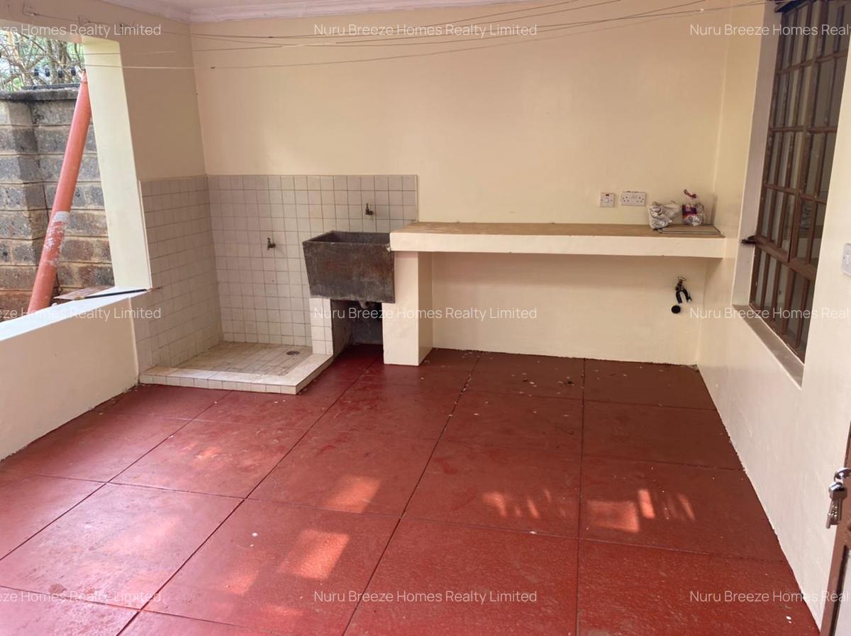 4 Bed Townhouse with En Suite in Lavington - 8