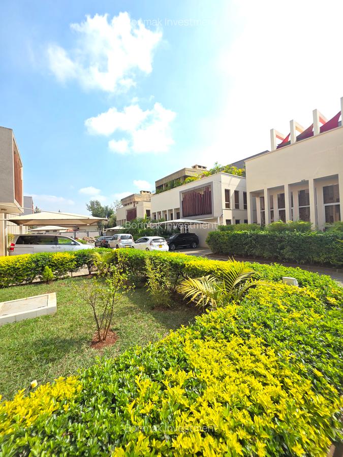 5 Bed Townhouse with En Suite at Lavington Green - 2
