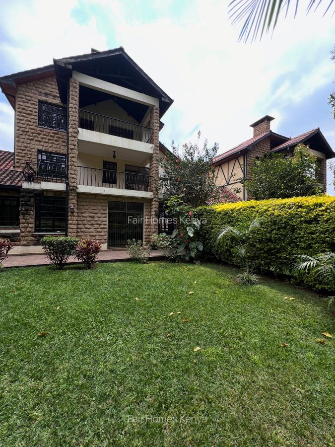 4 Bed Townhouse with En Suite at Lavington Green - 3