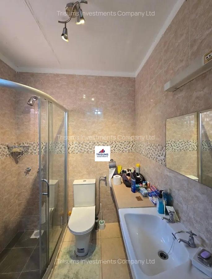 3 Bed House with En Suite in Loresho - 7