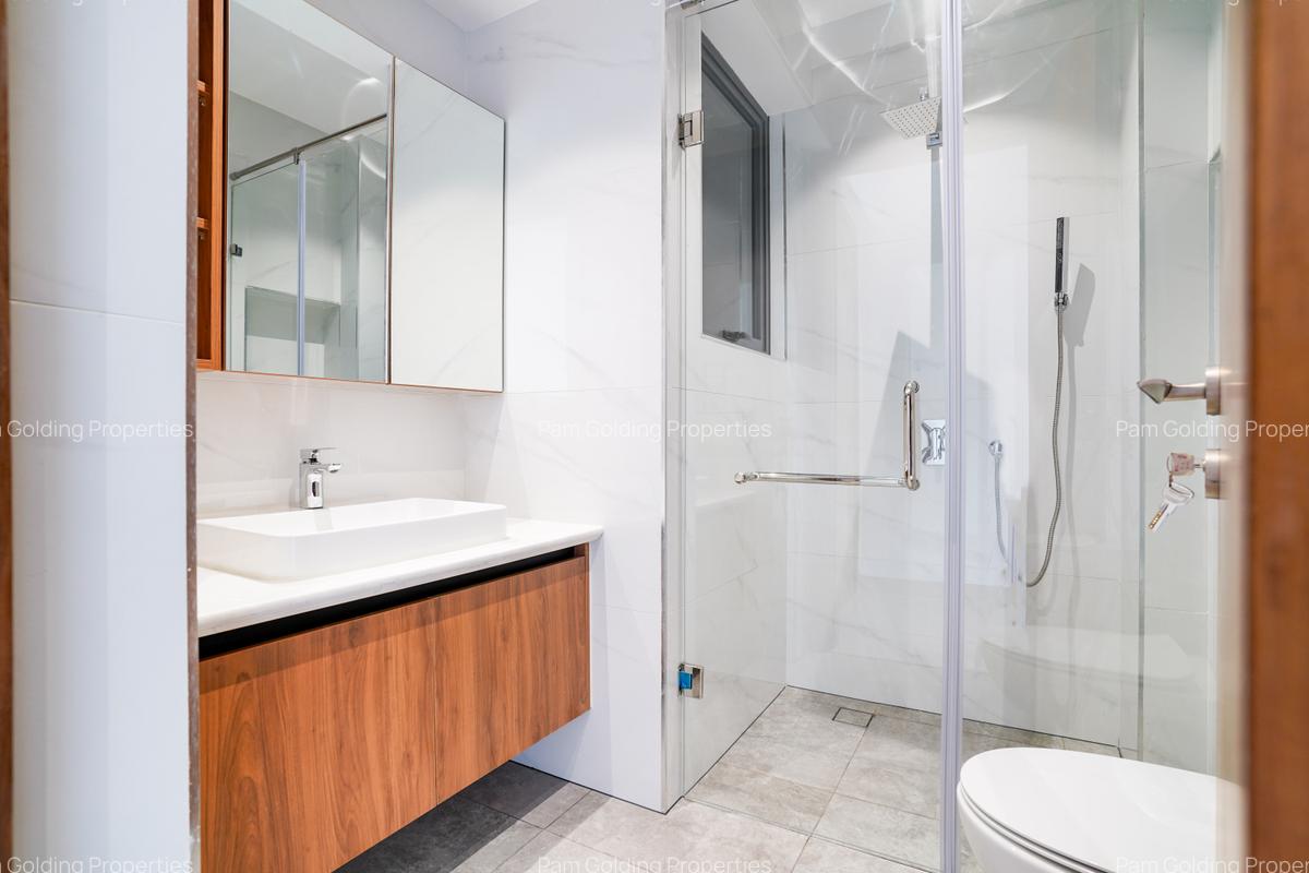 2 Bed Apartment with En Suite at Mwanzi Road - 16