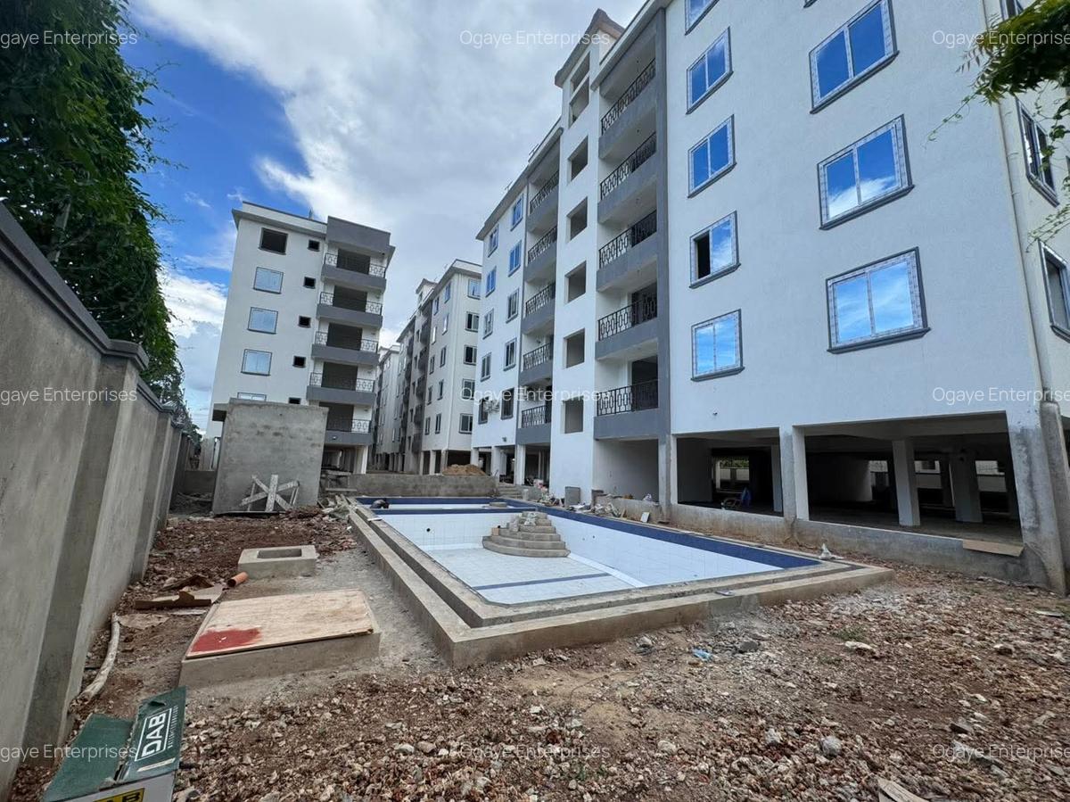 3 Bed Apartment with En Suite at Beach Road - 1