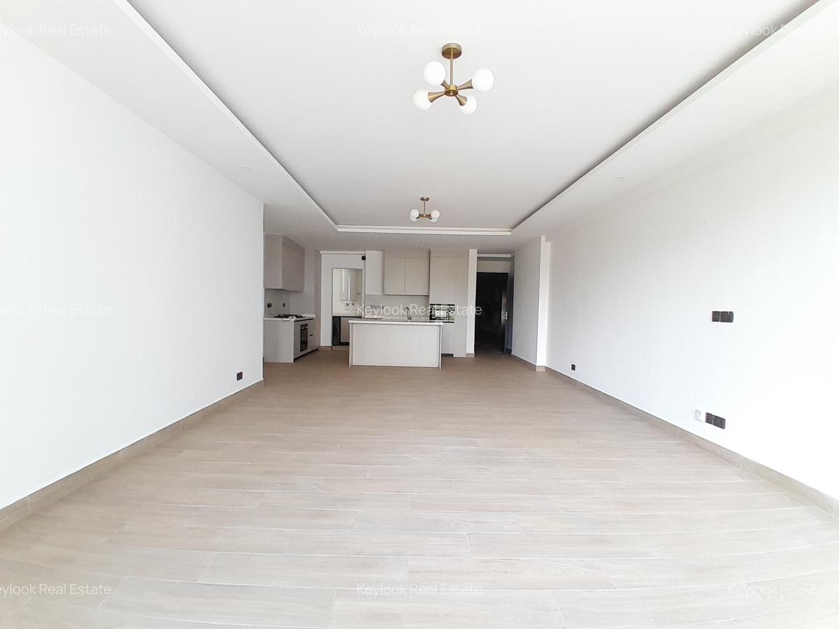 3 Bed Apartment with En Suite at Riverside - 4
