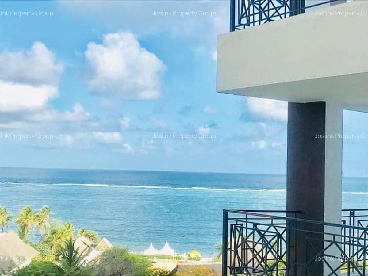 3 Bed Apartment with En Suite in Nyali Area - 2
