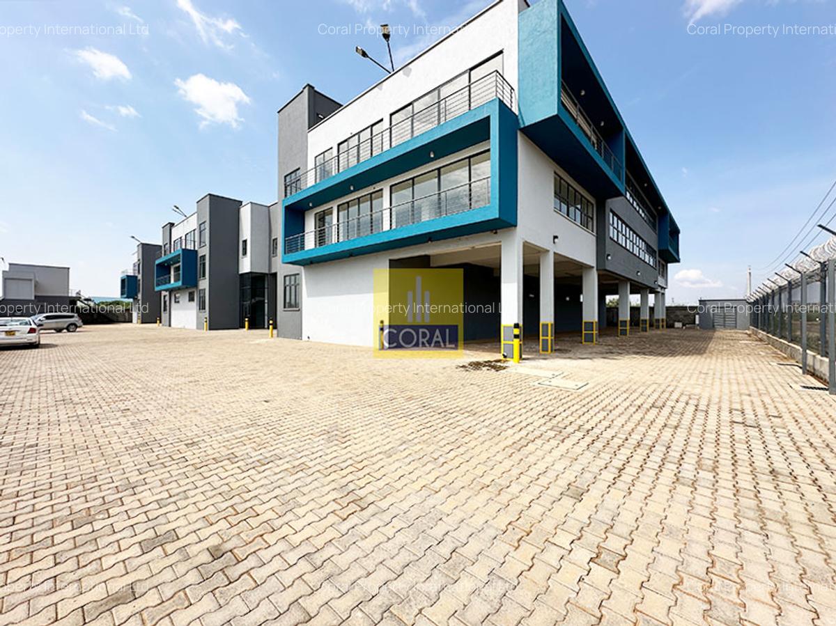 Warehouse in Tatu City - 15