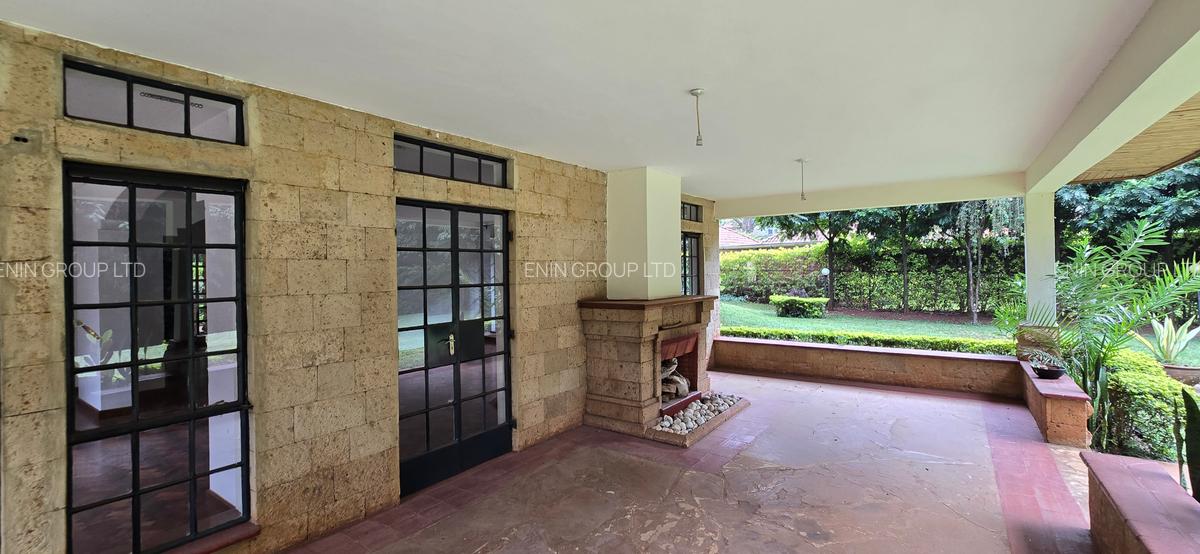 5 Bed Townhouse with En Suite at Lone Tree - 15