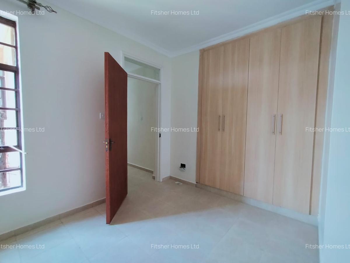2 Bed Apartment with En Suite in Naivasha Road - 13